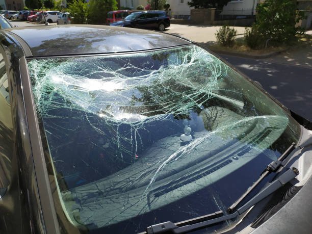 Auto Insurance Essentials What to Do When Your Windshield Cracks