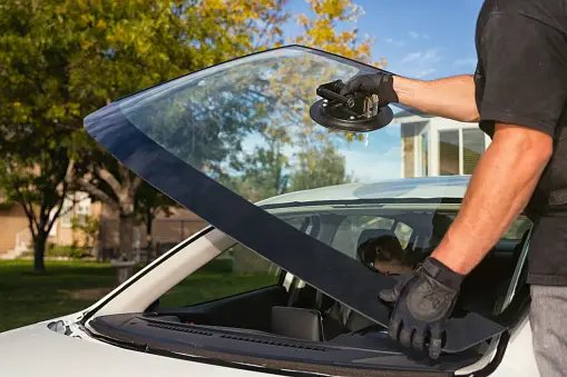 Navigating Auto Insurance Claims for Glass Repair A Step-by-Step Guide