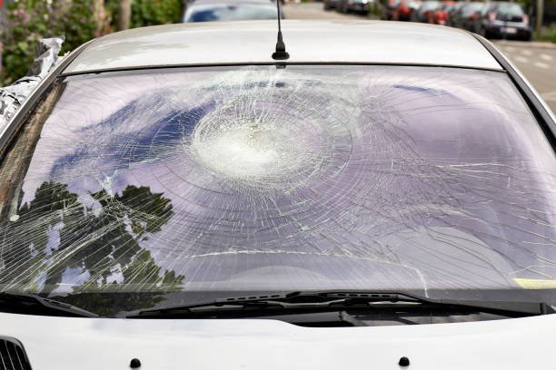 Windshield Replacement Phoenix AZ - Get Auto Glass Repair and Replacement Services